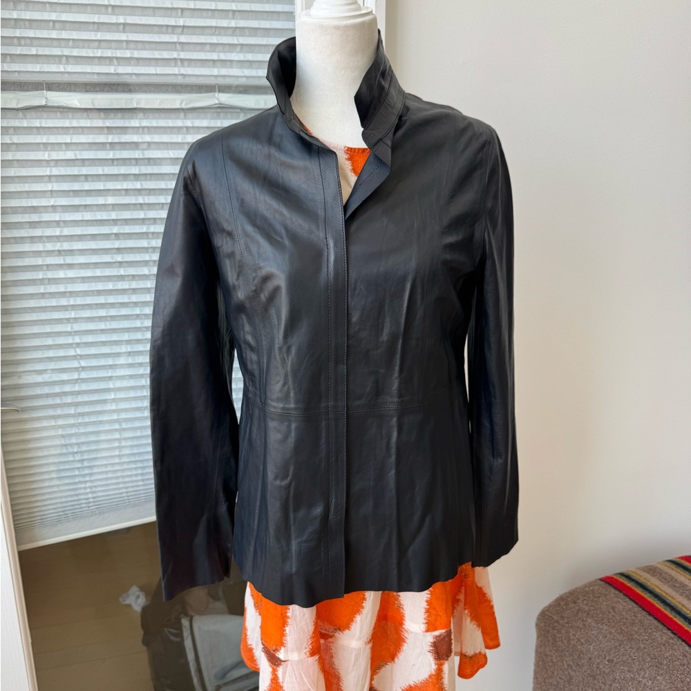 Ecru leather - image 1